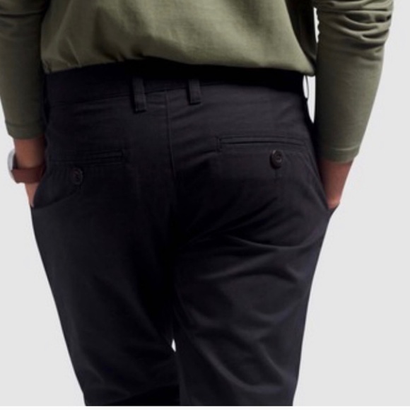 Host Pick! NWT! Clearance 🔥Mens pleated chino pants black - Picture 2 of 3